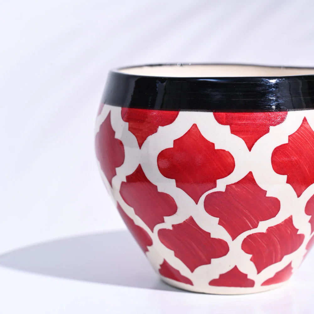 उगाऊ एप्पल रोज लाल सिरेमिक गमला | Ugaoo Apple Rose Red Ceramic Pot