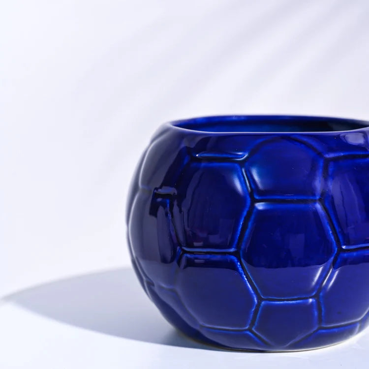 उगाऊ फुटबॉल नीला सिरेमिक गमला | Ugaoo Football Blue Ceramic Pot