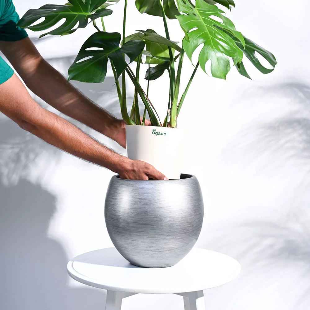 Ugaoo Planter Vase Ball Retro (Silver)