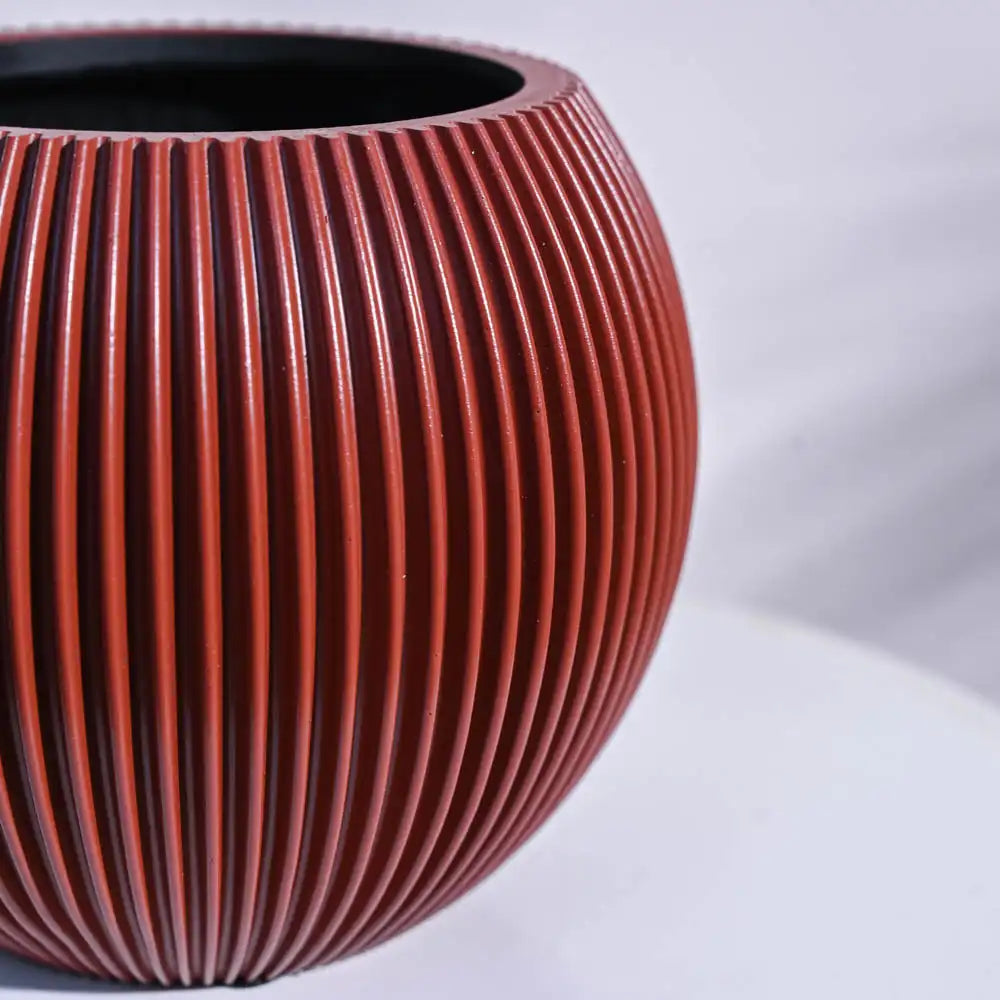 Ugaoo Planter Vase Ball Groove (Merlot Red)