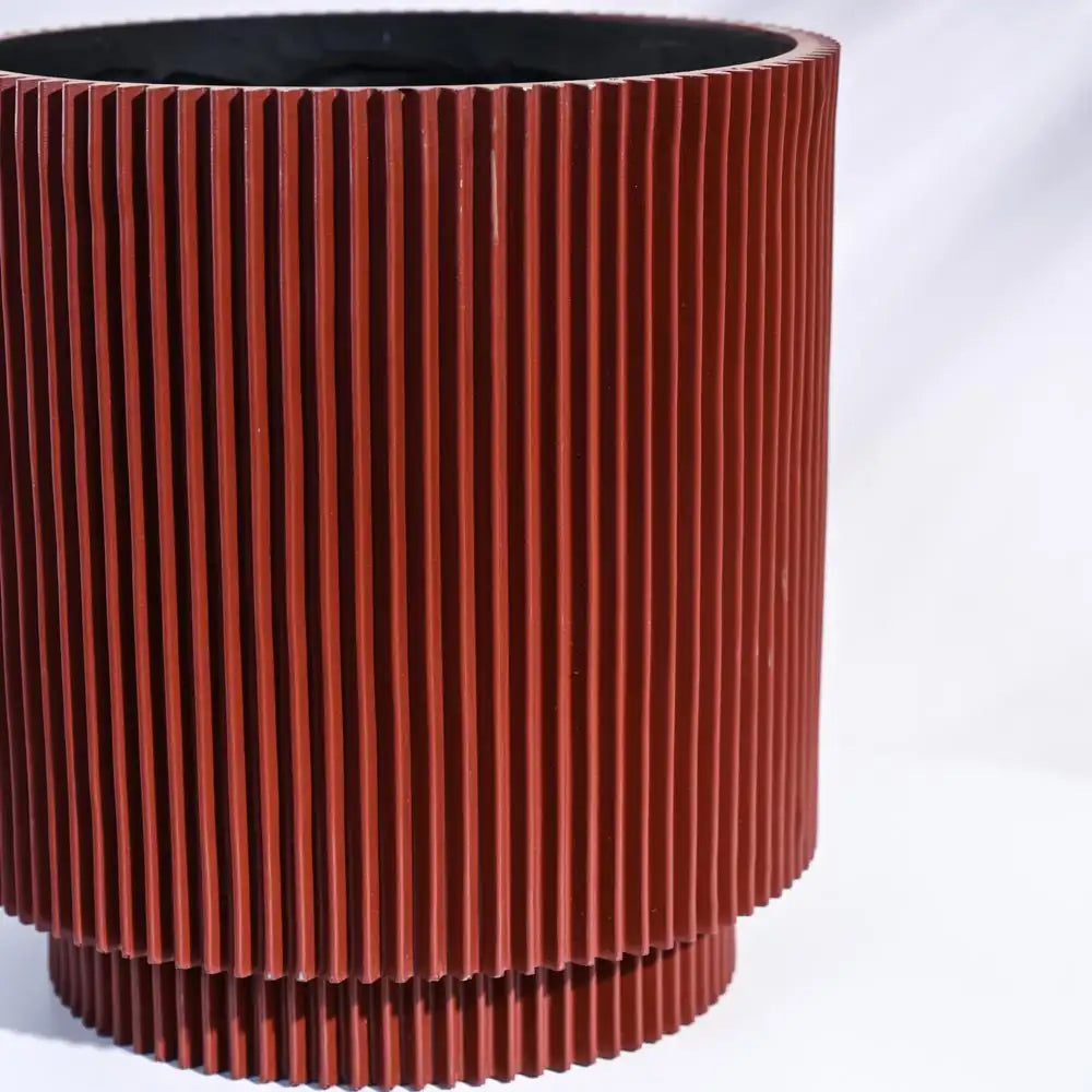 उगाऊ प्लांटर फूलदान सिलेंडर ग्रूव (मेर्लोट रेड) | Ugaoo Planter Vase Cylinder Groove (Merlot Red)